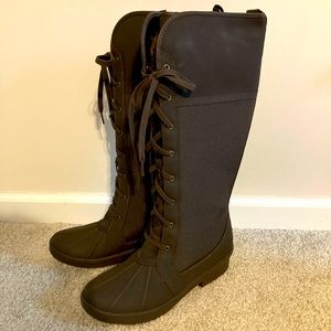 NEW IN BOX Clarks waterproof fur and rubber duck boots